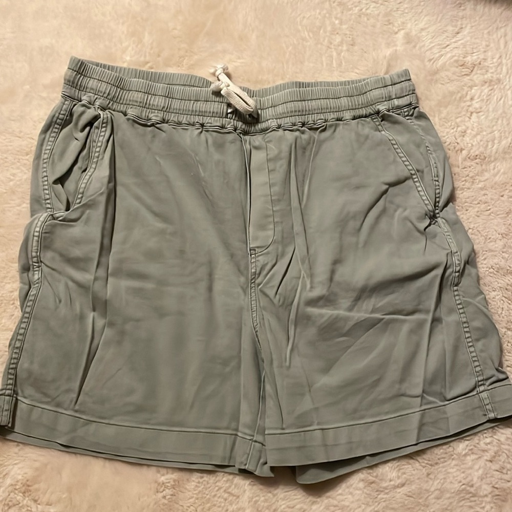 Faherty brand essential shorts